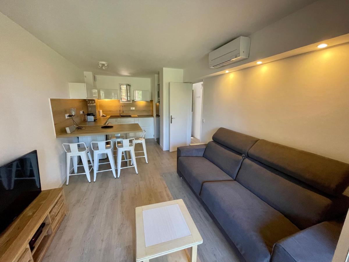Badine Beach 5P Plage Piscine Balneo Clim Jardin Exotique Hyères Zewnętrze zdjęcie